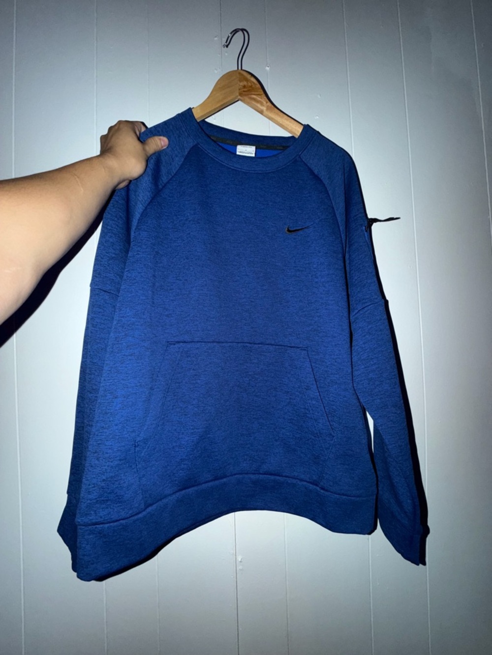 Nike Men's Navy Crewneck Sweatshirt
